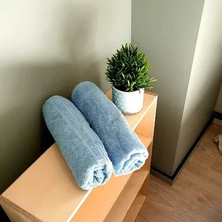 Next Generation אכסניה